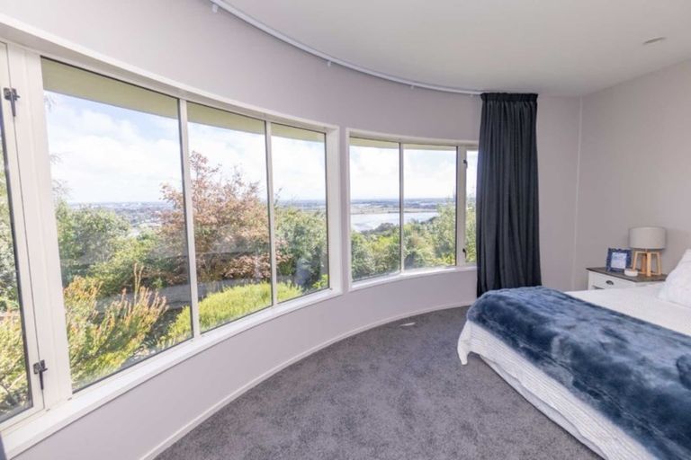 Photo of property in 15 Valley View, Mount Pleasant, Christchurch, 8081