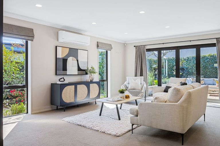 Photo of property in 5 John Campbell Crescent, Hillmorton, Christchurch, 8024