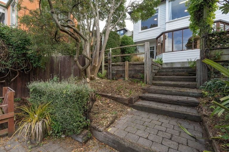 Photo of property in 32 City Road, Roslyn, Dunedin, 9010
