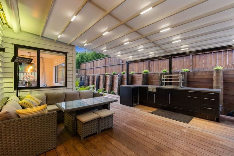 Photo of property in 55 Godfrey Drive, Orewa, 0931