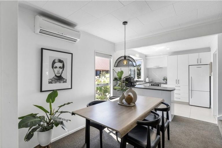 Photo of property in 14 Lickfold Lane, Pukete, Hamilton, 3200