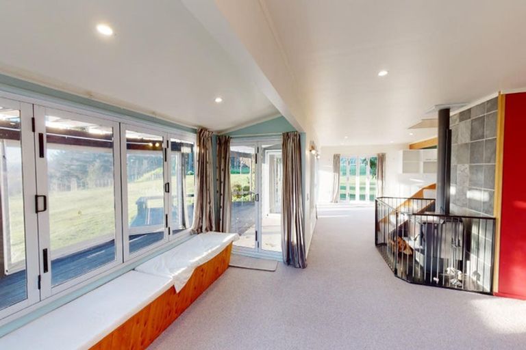 Photo of property in 354 Mingaroa Road, Halcombe, Feilding, 4779