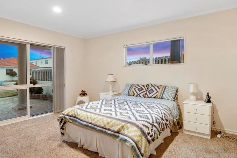 Photo of property in 61a Pitau Road, Mount Maunganui, 3116