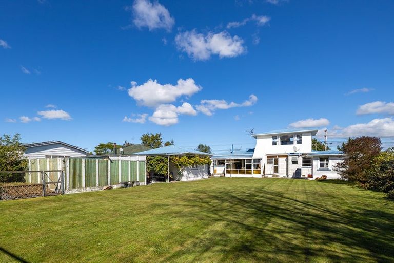 Photo of property in 18 Kent Street, Carterton, 5713