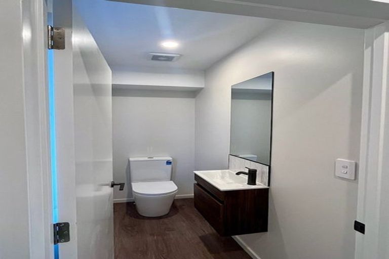 Photo of property in 2/83 Rutherford Street, Woolston, Christchurch, 8023