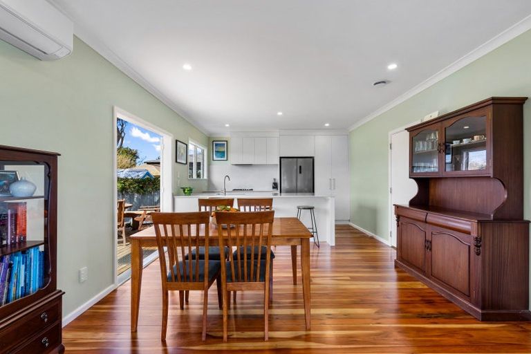 Photo of property in 816 Clive Street, Akina, Hastings, 4122