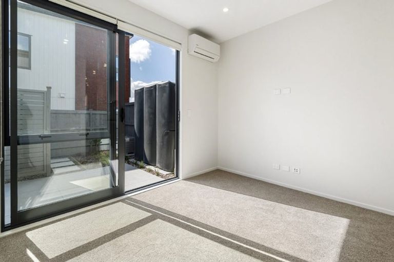 Photo of property in 15 Ngakoro Road, Karaka, Papakura, 2113
