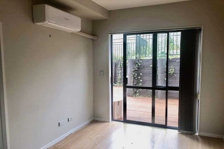 Photo of property in 7 Azzurro Way, Flat Bush, Auckland, 2019