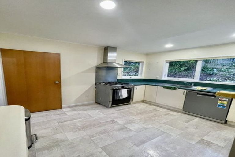 Photo of property in 69 Ironside Road, Johnsonville, Wellington, 6037