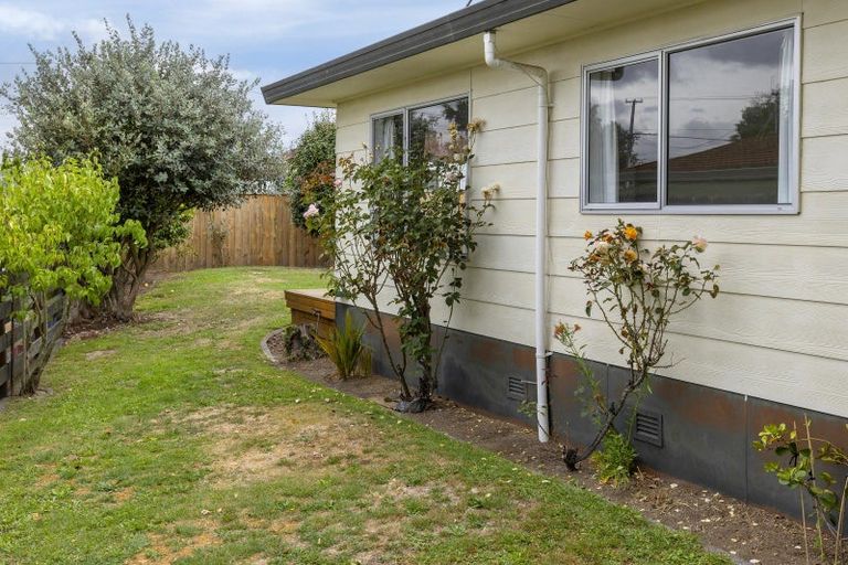 Photo of property in 4 Hinemoa Avenue, Taupo, 3330