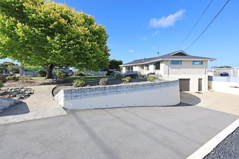 Photo of property in 16 Percy Street, Weston, Oamaru, 9401
