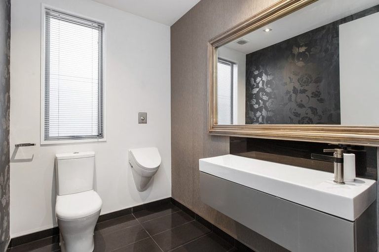 Photo of property in 19a Devonport Lane, St Albans, Christchurch, 8014