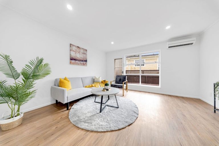 Photo of property in 3b Kelvyn Grove, Hillpark, Auckland, 2102