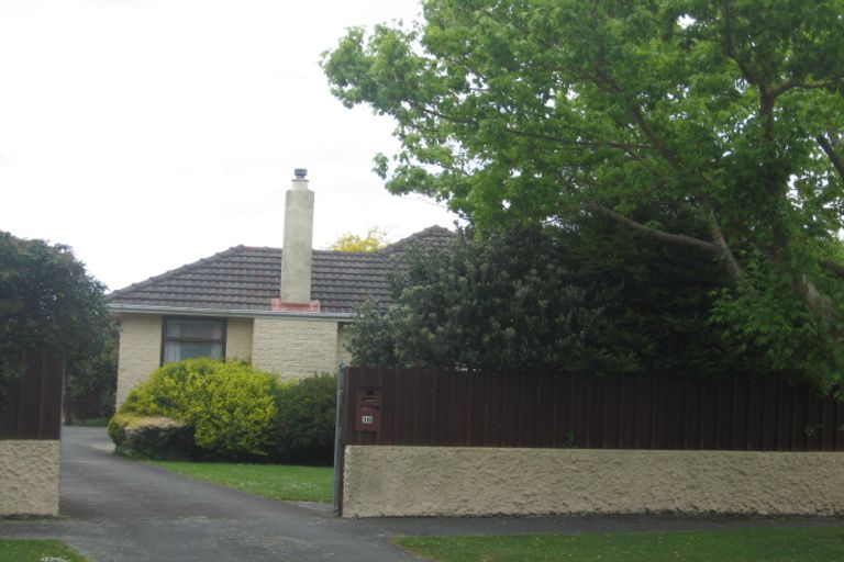 Photo of property in 16 Blossomdale Place, Bishopdale, Christchurch, 8053