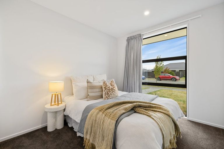 Photo of property in 31 Lady Isaac Drive, Rolleston, 7615