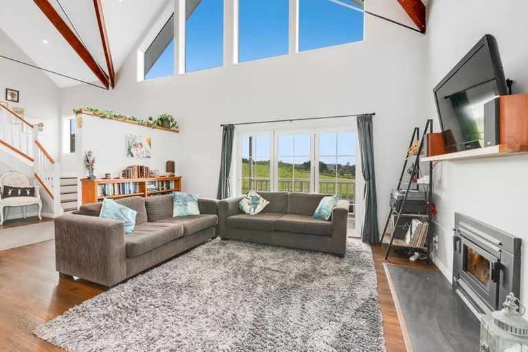 Photo of property in 346 Inland Road, Helensville, 0875