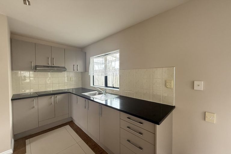 Photo of property in 14 Vinewood Drive, Albany, Auckland, 0632