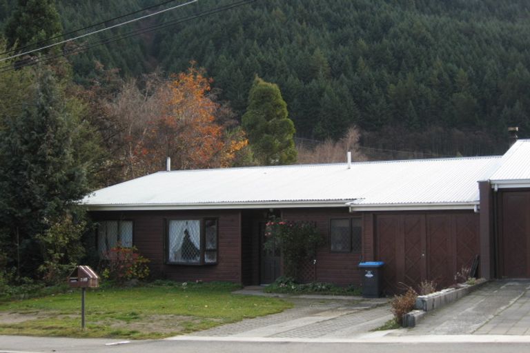 Photo of property in 66a Robins Road, Queenstown, 9300