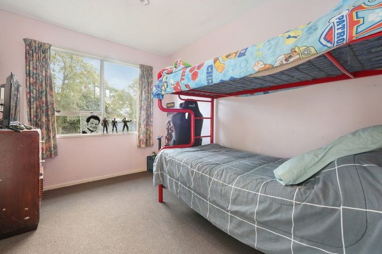 Photo of property in 35a Kuaka Crescent, Bromley, Christchurch, 8062