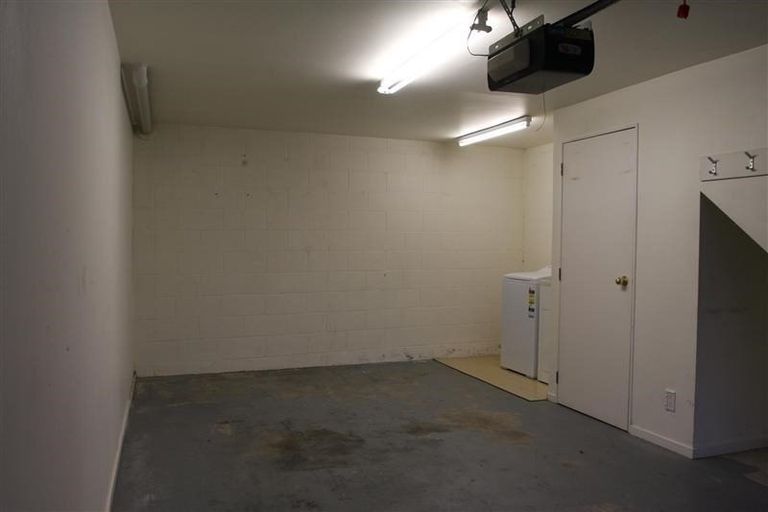 Photo of property in 11/20u Thompson Street, Mount Cook, Wellington, 6011