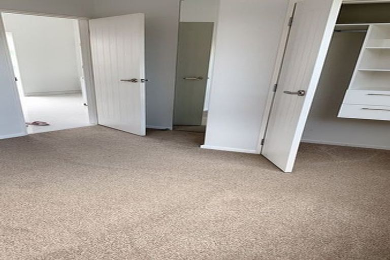 Photo of property in 2 Castlederg Drive, Flat Bush, Auckland, 2019
