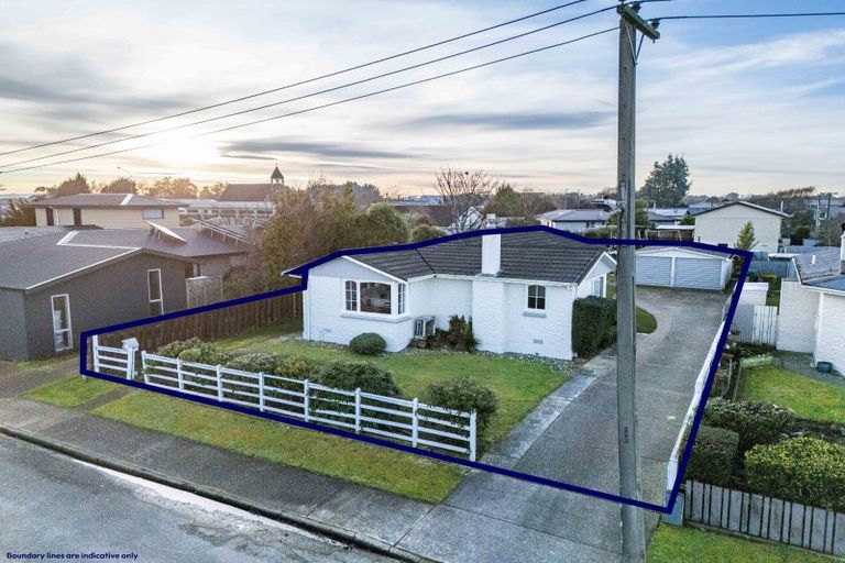 Photo of property in 10 Bruce Street, Waikiwi, Invercargill, 9810