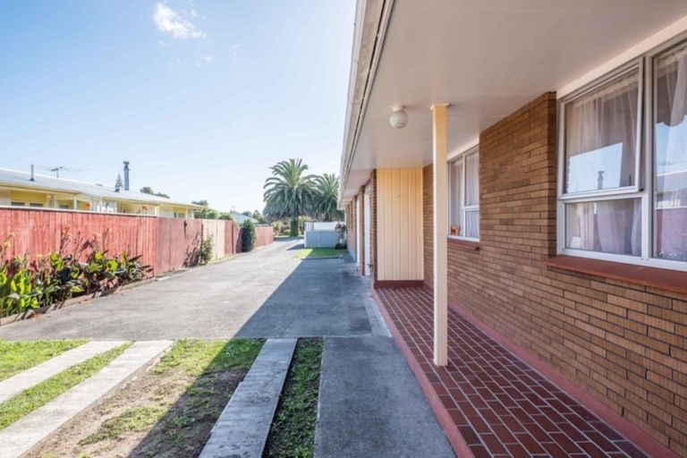 Photo of property in 28a Kapanui Road, Waikanae, 5036