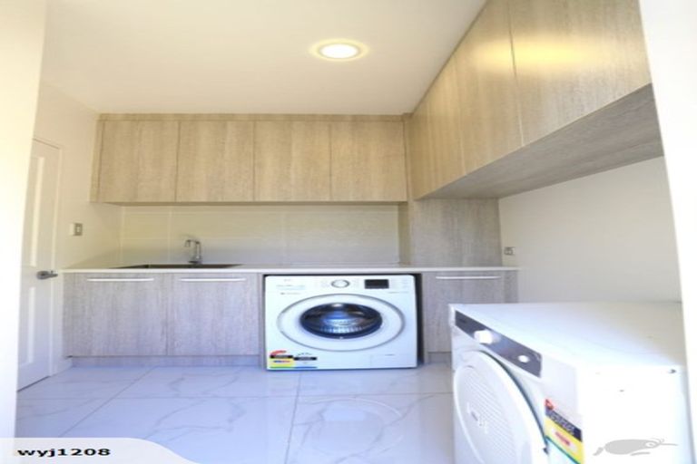 Photo of property in 104 Fairview Avenue, Fairview Heights, Auckland, 0632