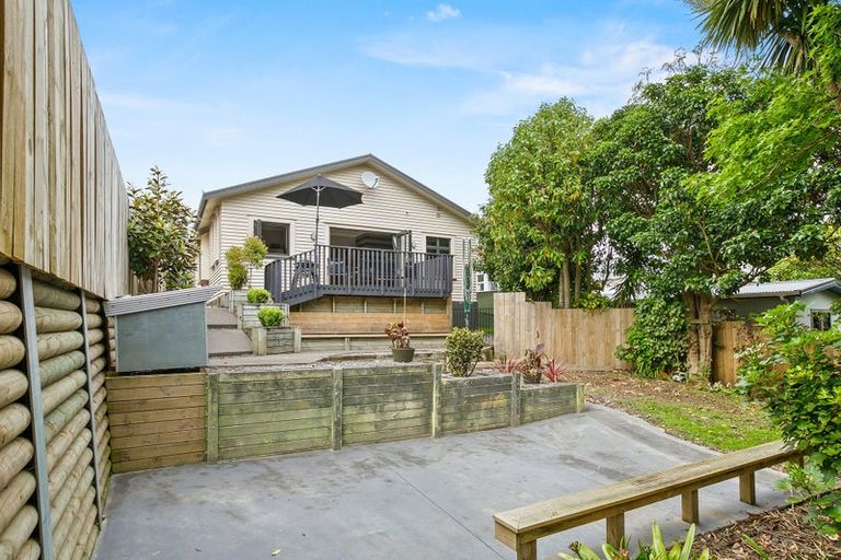 Photo of property in 65 Lemon Street, New Plymouth, 4310