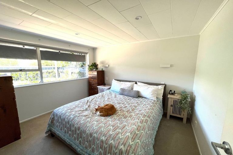 Photo of property in 2/59 Hatton Road, Orewa, 0931