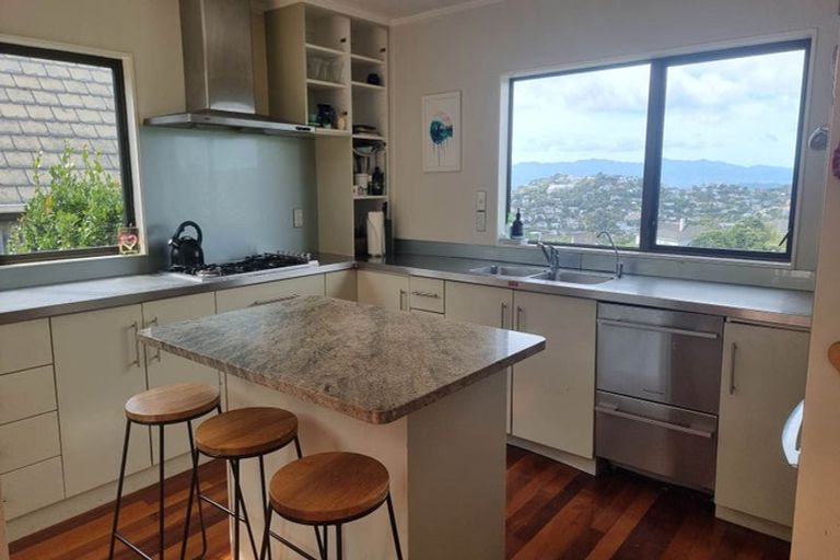 Photo of property in 9 Satara Crescent, Khandallah, Wellington, 6035