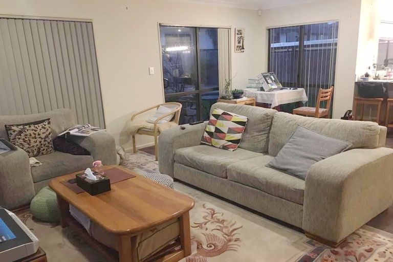 Photo of property in 26 Kensway Drive, Flat Bush, Auckland, 2016