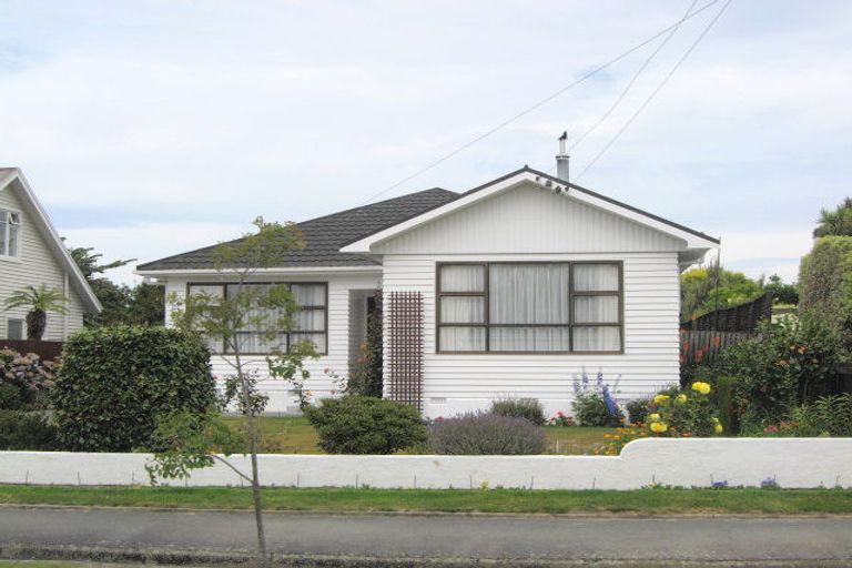 Photo of property in 174 Knowles Street, St Albans, Christchurch, 8052