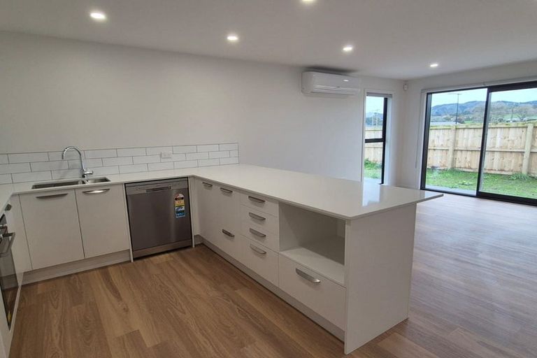 Photo of property in 8 Allan Avenue, Makauri, 4071