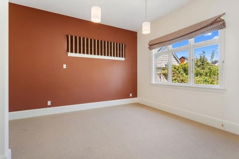 Photo of property in 145 Holly Road, St Albans, Christchurch, 8014