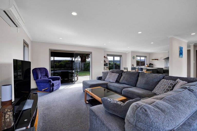 Photo of property in 5a James Drive, Bell Block, New Plymouth, 4312