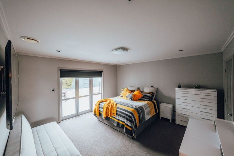Photo of property in 12 Liberty Grove, Kelvin Grove, Palmerston North, 4414