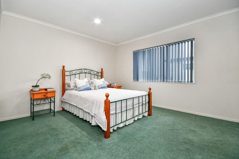 Photo of property in 30b Wellington Street, Pukekohe, 2120