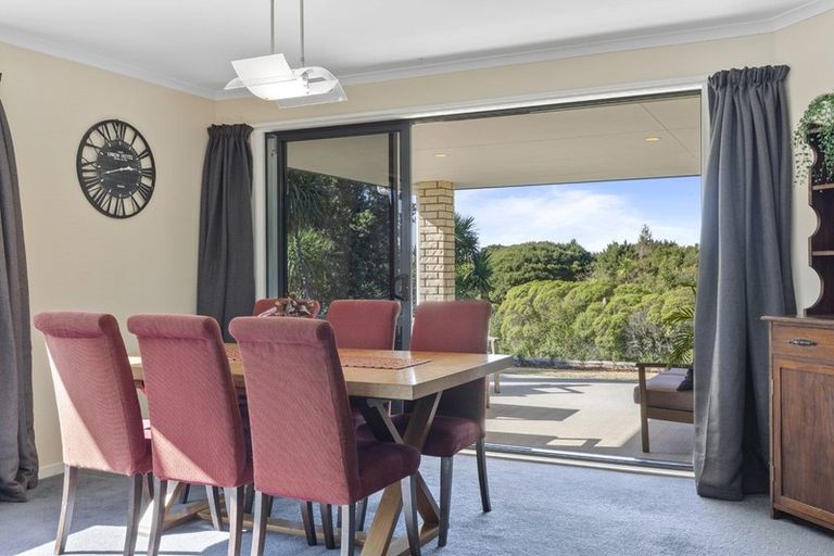 Photo of property in 68 Lough Bourne Drive, Pukekohe, 2120