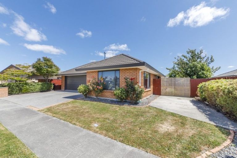 Photo of property in 45 Peter Hall Drive, Kelvin Grove, Palmerston North, 4414
