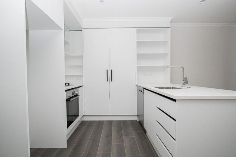 Photo of property in 12/14u Ruakiwi Road, Hamilton Lake, Hamilton, 3204