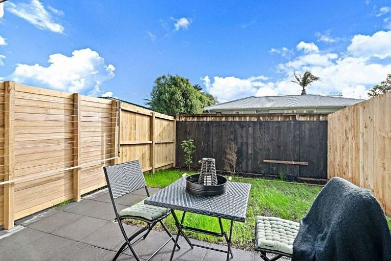 Photo of property in 21 Red Arches Road, Henderson, Auckland, 0610