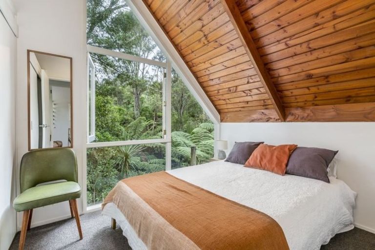 Photo of property in 12 Berne Place, Birkenhead, Auckland, 0626