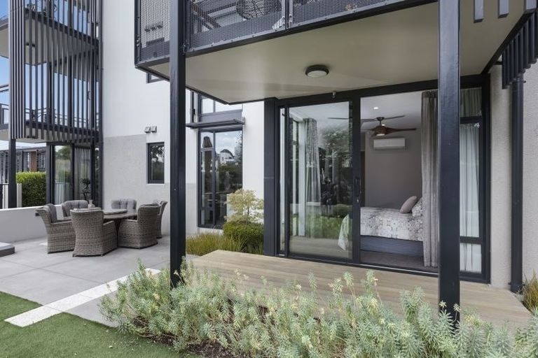 Photo of property in 50 Kilmore Street, Christchurch Central, Christchurch, 8013