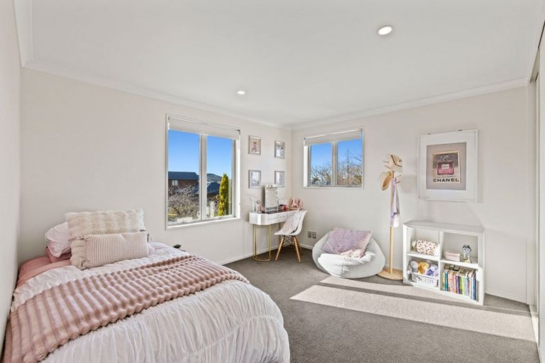 Photo of property in 6 Benmore Gardens, Harewood, Christchurch, 8051