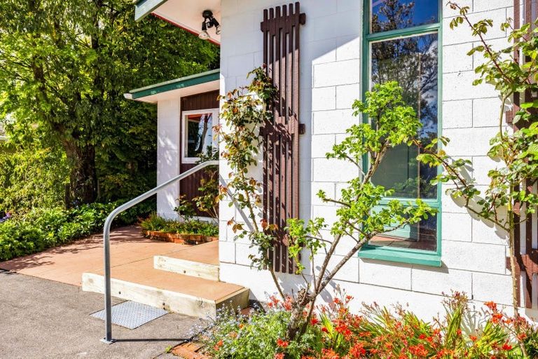 Photo of property in 11a Tawa Street, Inglewood, 4330