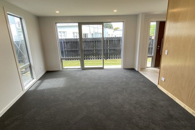 Photo of property in 52 Durham Crescent, Fairfield, Lower Hutt, 5011
