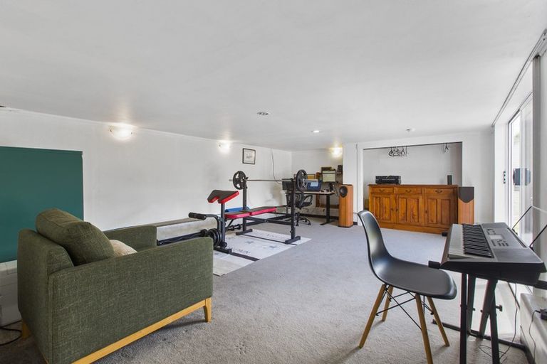 Photo of property in 19 Brook Street, Milford, Auckland, 0620
