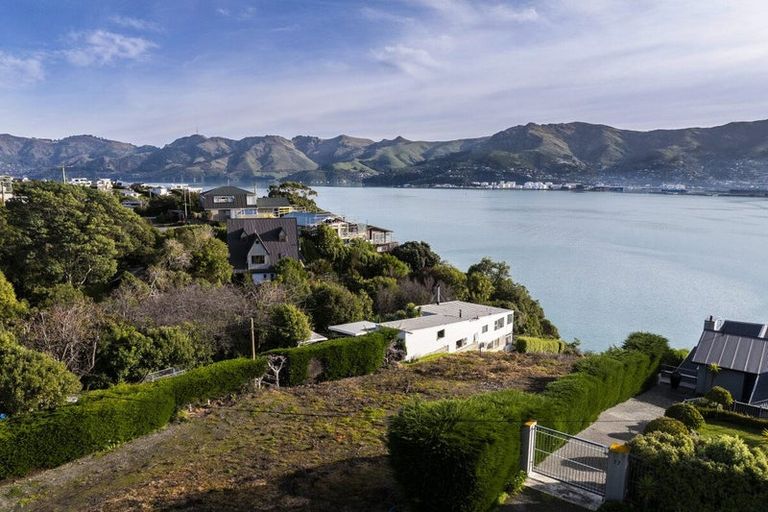 Photo of property in 19 Ranui Crescent, Diamond Harbour,  8971
