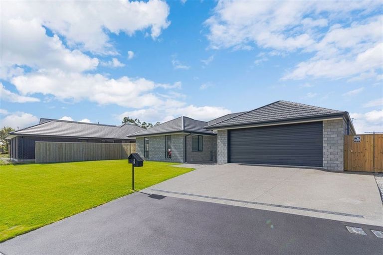 Photo of property in 8 Ladybridge Drive, Rolleston, 7615